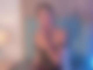 Live cam show with MelissaFoxx - Teen (18+) on liverealitysex.com