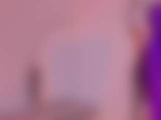 Live cam show with MelissaFoxx - Thin on SinfulBabes
