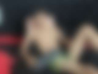 Live cam show with sebas-cat - Tease on AdultVida.com
