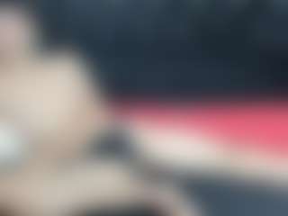 Live cam show with sebas-cat - Facial on Gym Cam Girls