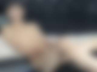 Live cam show with sebas-cat - No Smoking on Milfs Live