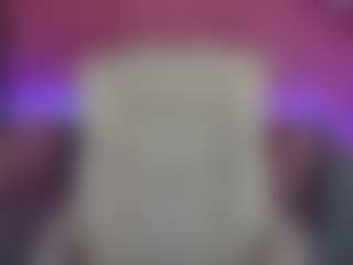Live cam show with TinaMelt - Flat Chested on Fit Hotties
