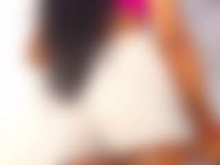 Live cam show with AndreaxDoll - Cumshot on sexylive.show
