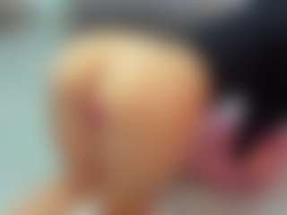 lvmexoxo's Live Sex Cam Show