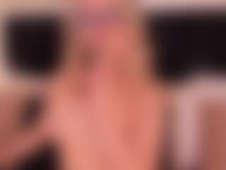 Live cam show with GretaVelvet - Lovense on CamwithHer