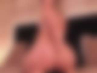 GretaVelvet's Live Sex Cam Show