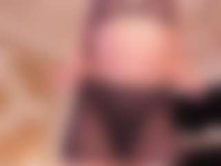 GretaVelvet's Live Sex Cam Show