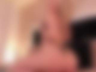 GretaVelvet's Live Sex Cam Show