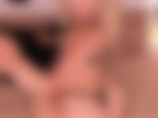 GretaVelvet's Live Sex Cam Show