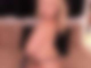 GretaVelvet's Live Sex Cam Show