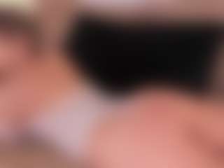 GretaVelvet's Live Sex Cam Show