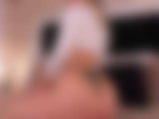 GretaVelvet's Live Sex Cam Show
