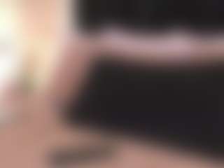 Live cam show with GretaVelvet - Athletic Teen (18+) on justonemore.cc