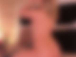 GretaVelvet's Live Sex Cam Show