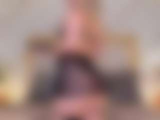 GretaVelvet's Live Sex Cam Show