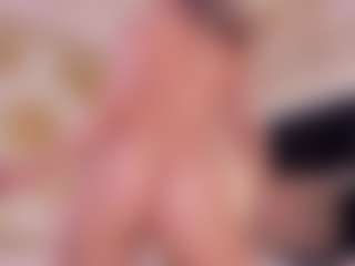 GretaVelvet's Live Sex Cam Show