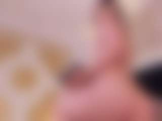 GretaVelvet's Live Sex Cam Show
