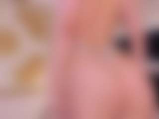 GretaVelvet's Live Sex Cam Show