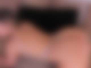 GretaVelvet's Live Sex Cam Show