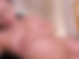 GretaVelvet's Live Sex Cam Show