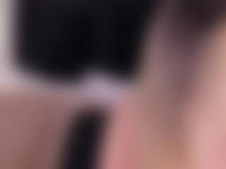 Live cam show with GretaVelvet - Young Adult on CamwithHer