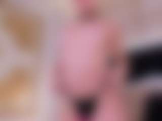Live cam show with GretaVelvet - Amateur on AdultVida.com