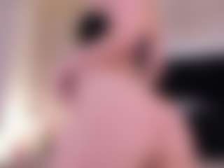 Live cam show with GretaVelvet - Small Tits on Mixed Magazine Live