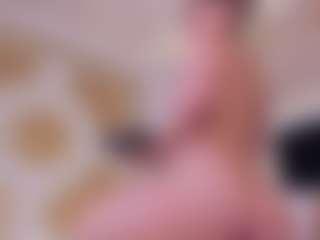 GretaVelvet's Live Sex Cam Show