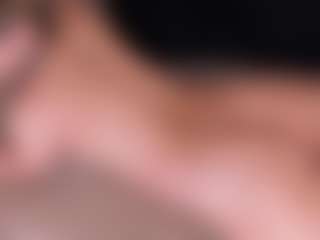 Live cam show with GretaVelvet - Ass Bouncing on Free Soda