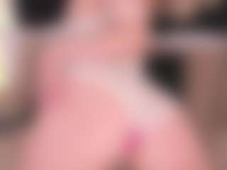 GretaVelvet's Live Sex Cam Show