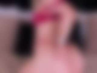 Live cam show with GretaVelvet - Striptease on Hubzter Live