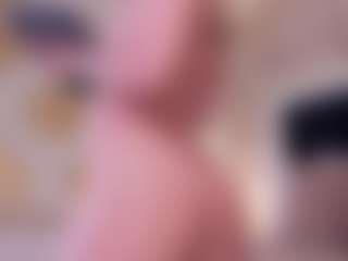 GretaVelvet's Live Sex Cam Show