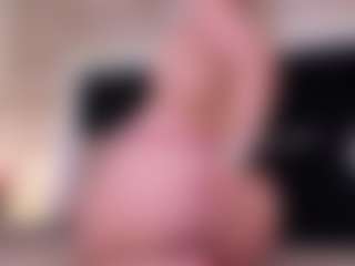 GretaVelvet's Live Sex Cam Show