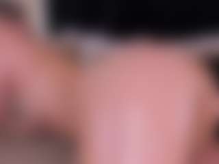 Live cam show with GretaVelvet - Middle Aged on Mixed Magazine Live