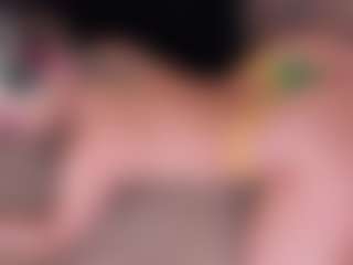 Live cam show with GretaVelvet - Brown Hair on TeamSkeetLive