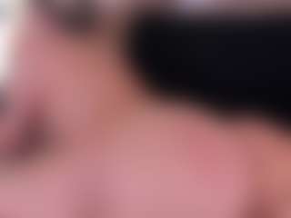 GretaVelvet's Live Sex Cam Show