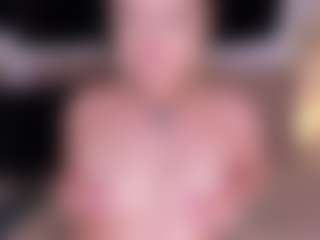 GretaVelvet's Live Sex Cam Show
