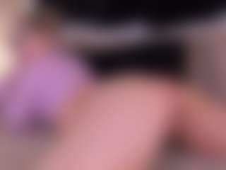 GretaVelvet's Live Sex Cam Show