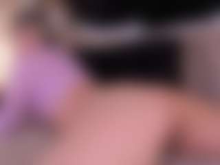 Live cam show with GretaVelvet - Ass Bouncing on SpankPalCams
