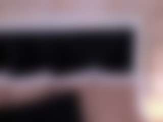 Live cam show with GretaVelvet - Athletic White on Milfs Live | colombia