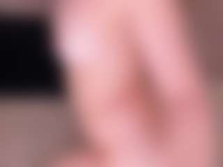 Live cam show with GretaVelvet - Petite Teen (18+) on xfollow cams