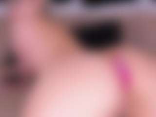 Live cam show with GretaVelvet - Fetish on AdultVida.com