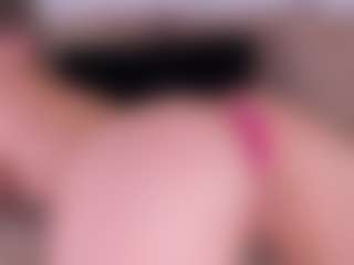 GretaVelvet's Live Sex Cam Show