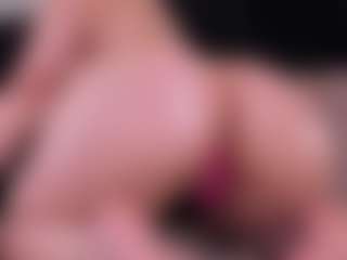 Live cam show with GretaVelvet - Fingering White on SpankPalCams | colombia