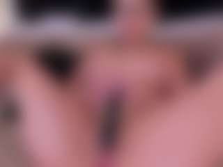 Live cam show with GretaVelvet - Fingering White on dropp.cam | colombia
