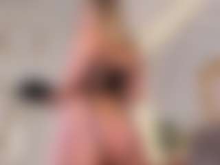 Live cam show with GretaVelvet - Petite on Camsoda