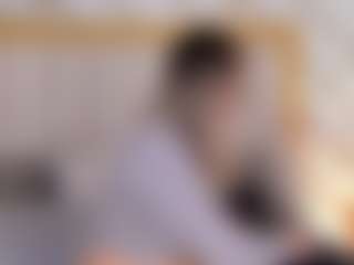 Live cam show with GretaVelvet - Facial on Camsoda