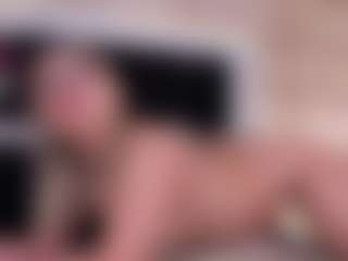 GretaVelvet's Live Sex Cam Show