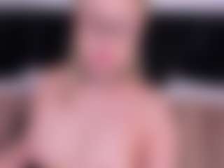GretaVelvet's Live Sex Cam Show