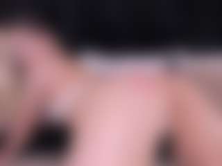 GretaVelvet's Live Sex Cam Show